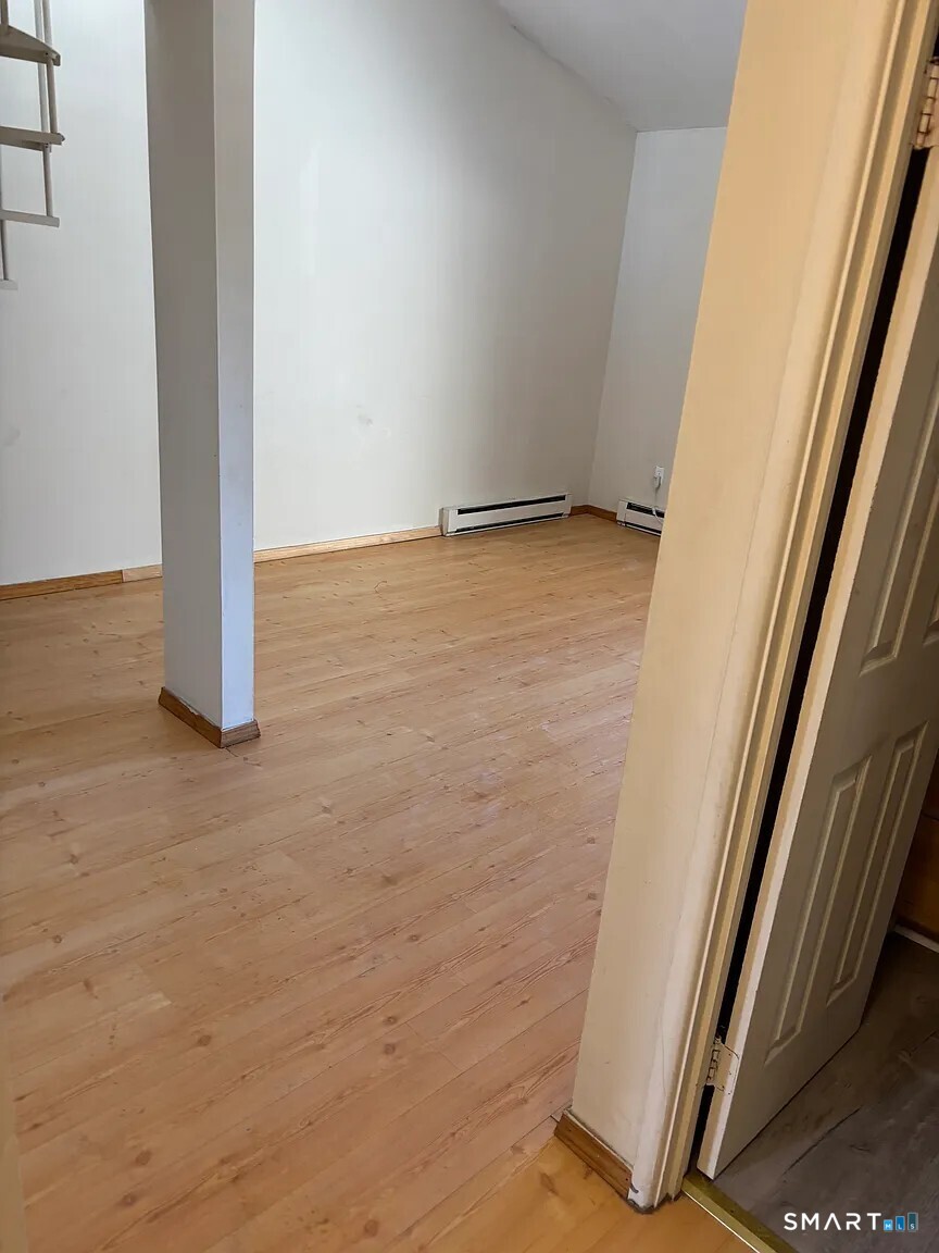 17 Burgundy Hill Lane 17