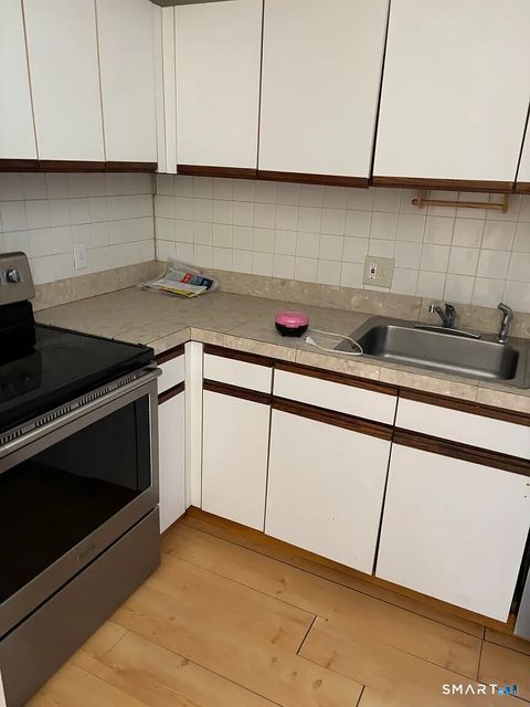 17 Burgundy Hill Lane 17 Middletown CT 06457