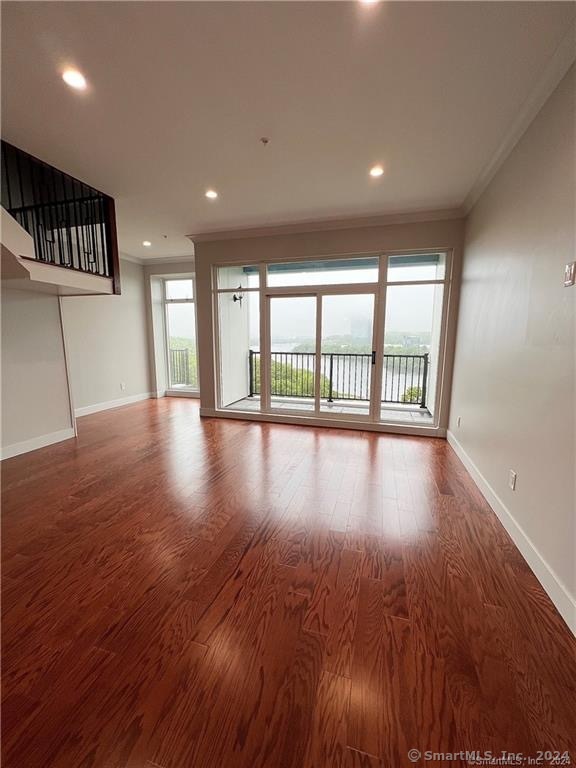 Norwich, Connecticut 06360, United States, 2 Bedrooms Bedrooms, ,3 BathroomsBathrooms,Residential,Active,34951