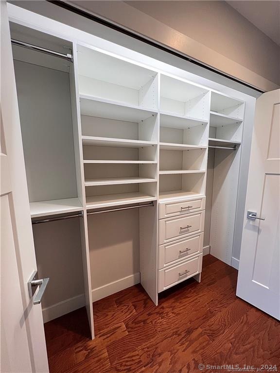 Norwich, Connecticut 06360, United States, 2 Bedrooms Bedrooms, ,3 BathroomsBathrooms,Residential,Active,34951