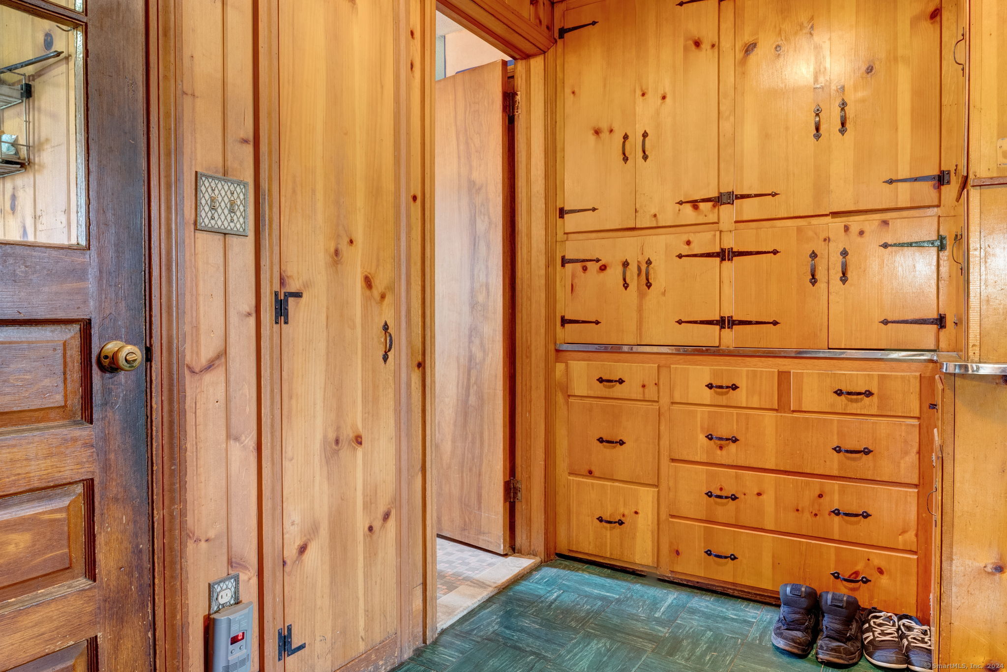 52 High Street, Southington, Connecticut image 23
