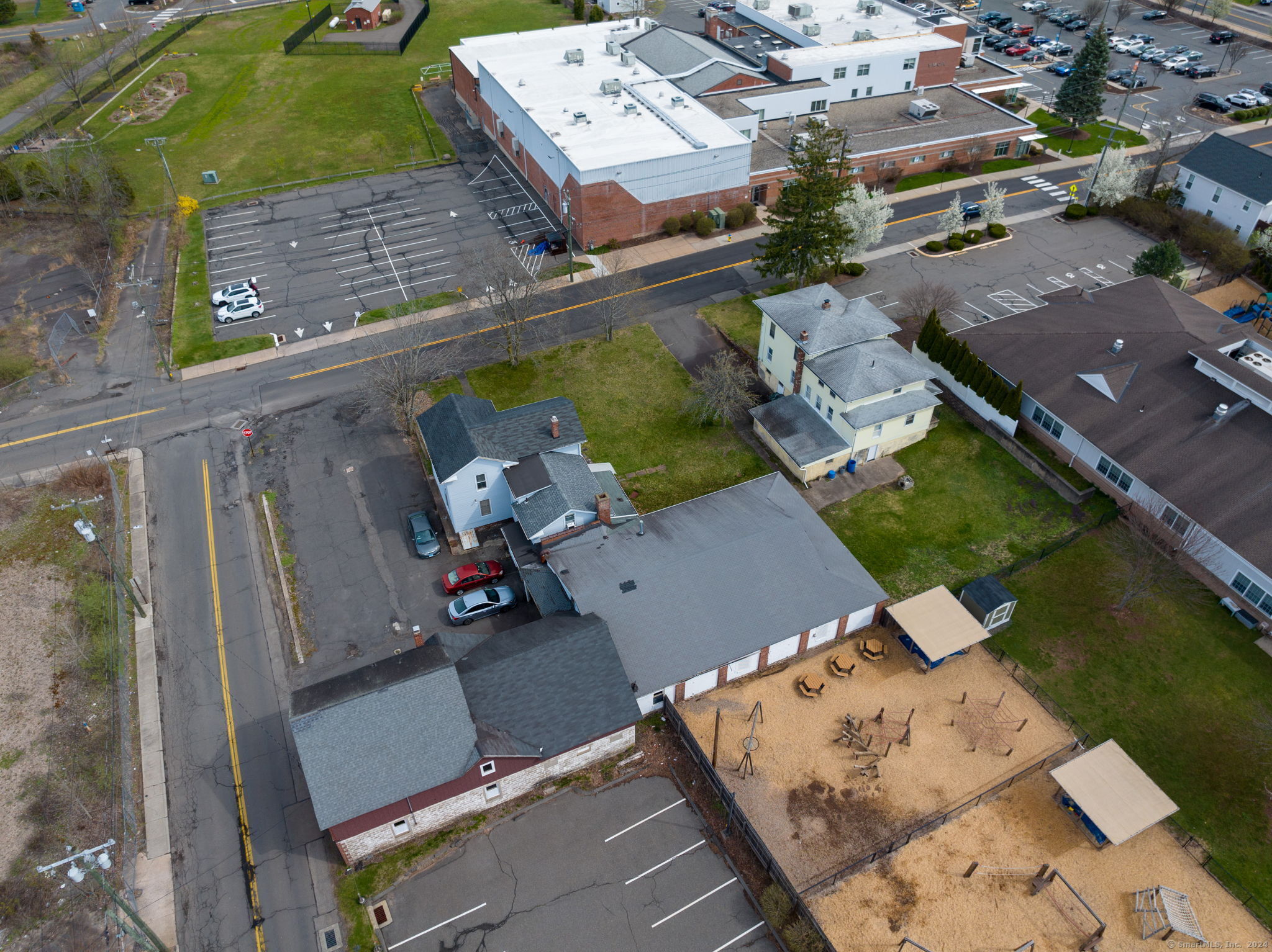 52 High Street, Southington, Connecticut image 5