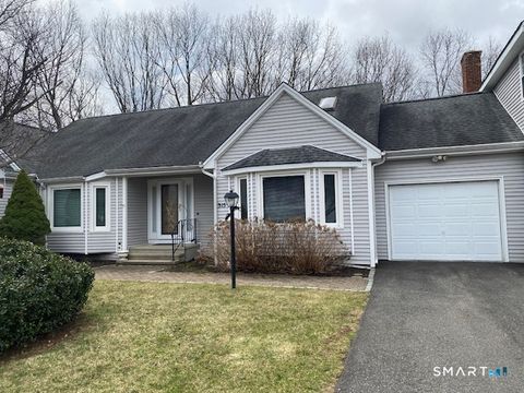 Condo For Sale - 315 Aspetuck Trail #315<br/> Shelton, CT 06484