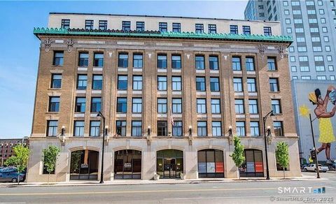 Photo of 266 Pearl Street #APT 310, Hartford, CT 06103 (MLS # 24158596)