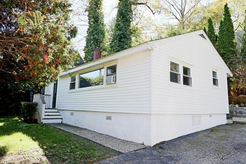 Photo of 213 Mamanasco Road, Ridgefield, CT 06877 (MLS # 24134276)