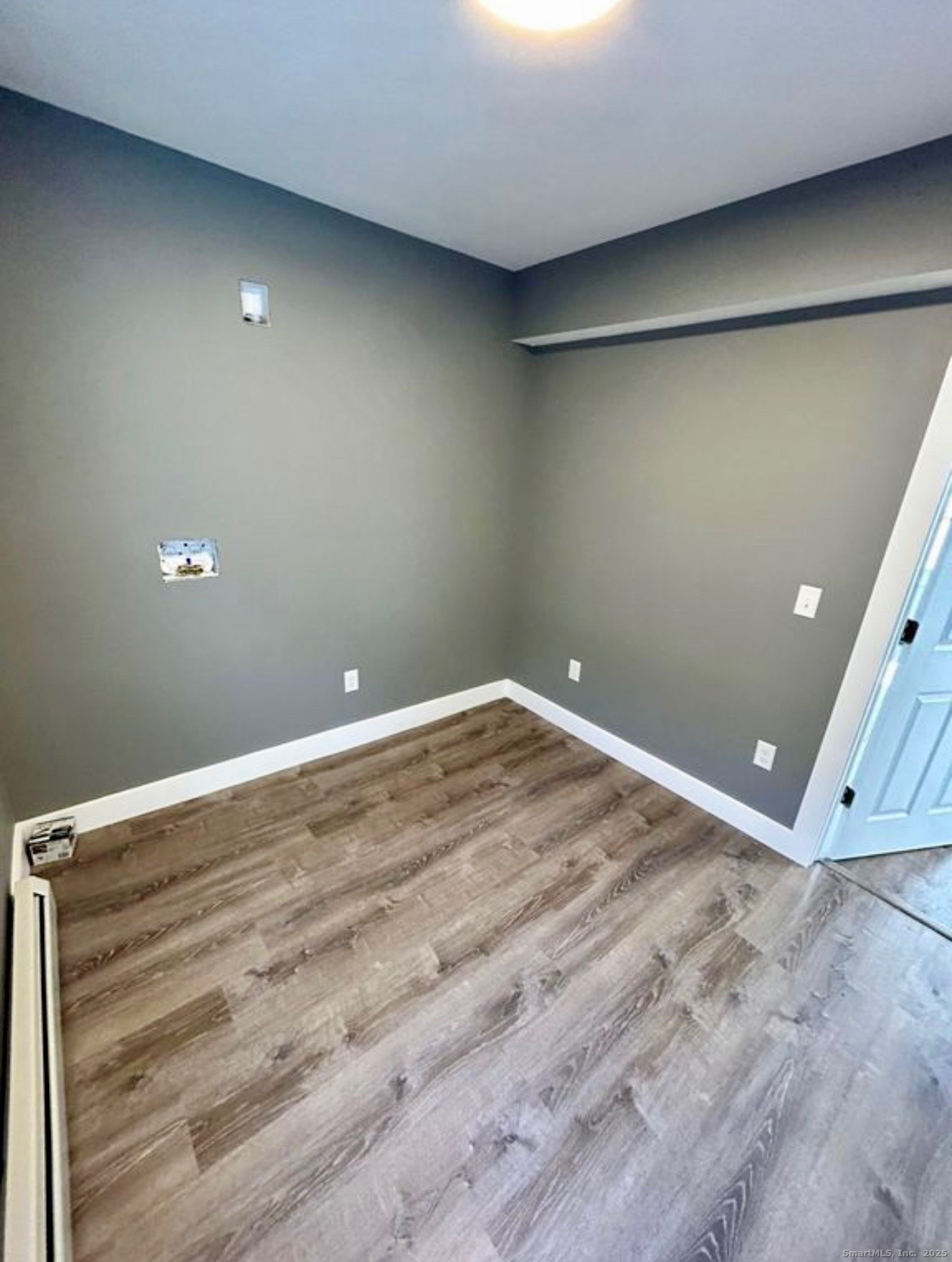 Stonington, Connecticut 06378, United States, 4 Bedrooms Bedrooms, ,2 BathroomsBathrooms,Residential,Active,244985