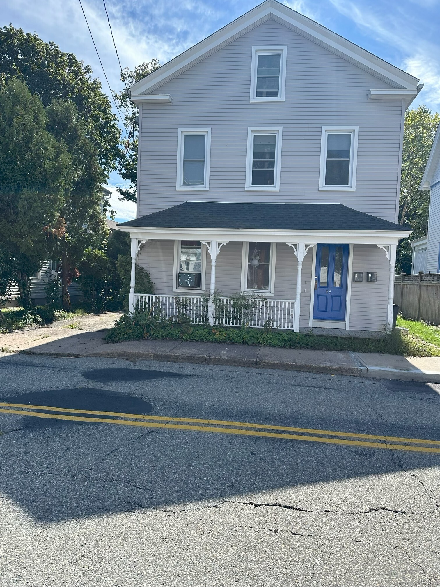 Stonington, Connecticut 06378, United States, 4 Bedrooms Bedrooms, ,2 BathroomsBathrooms,Residential,Active,244985