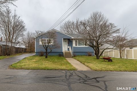 Homes For Sale - 130 Holroyd Street<br/> Bridgeport, CT 06606