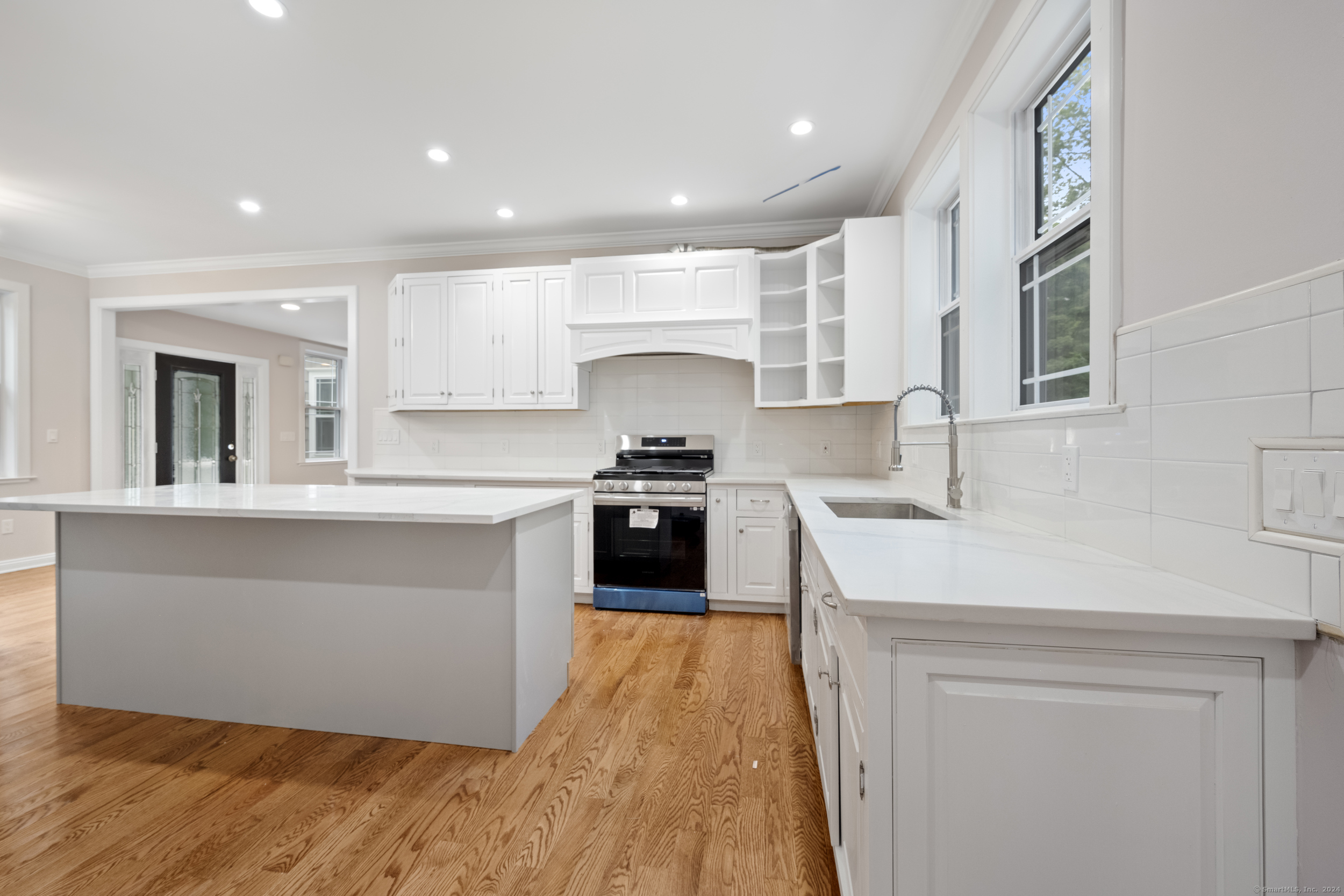 Photo 6 of 40 of 308 Old Zoar Road house