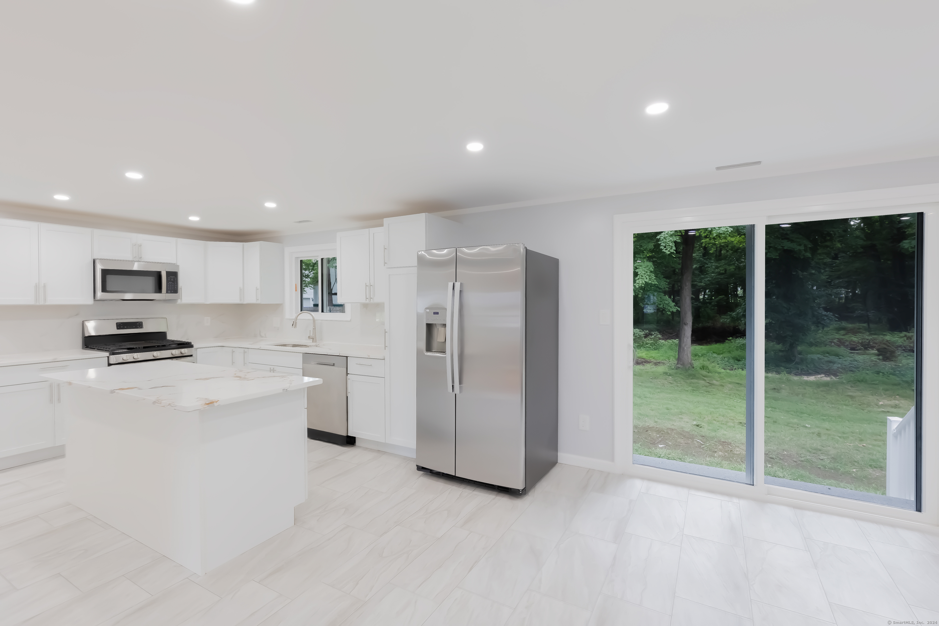 89 Brentmoor Road, East Hartford, Connecticut image 5