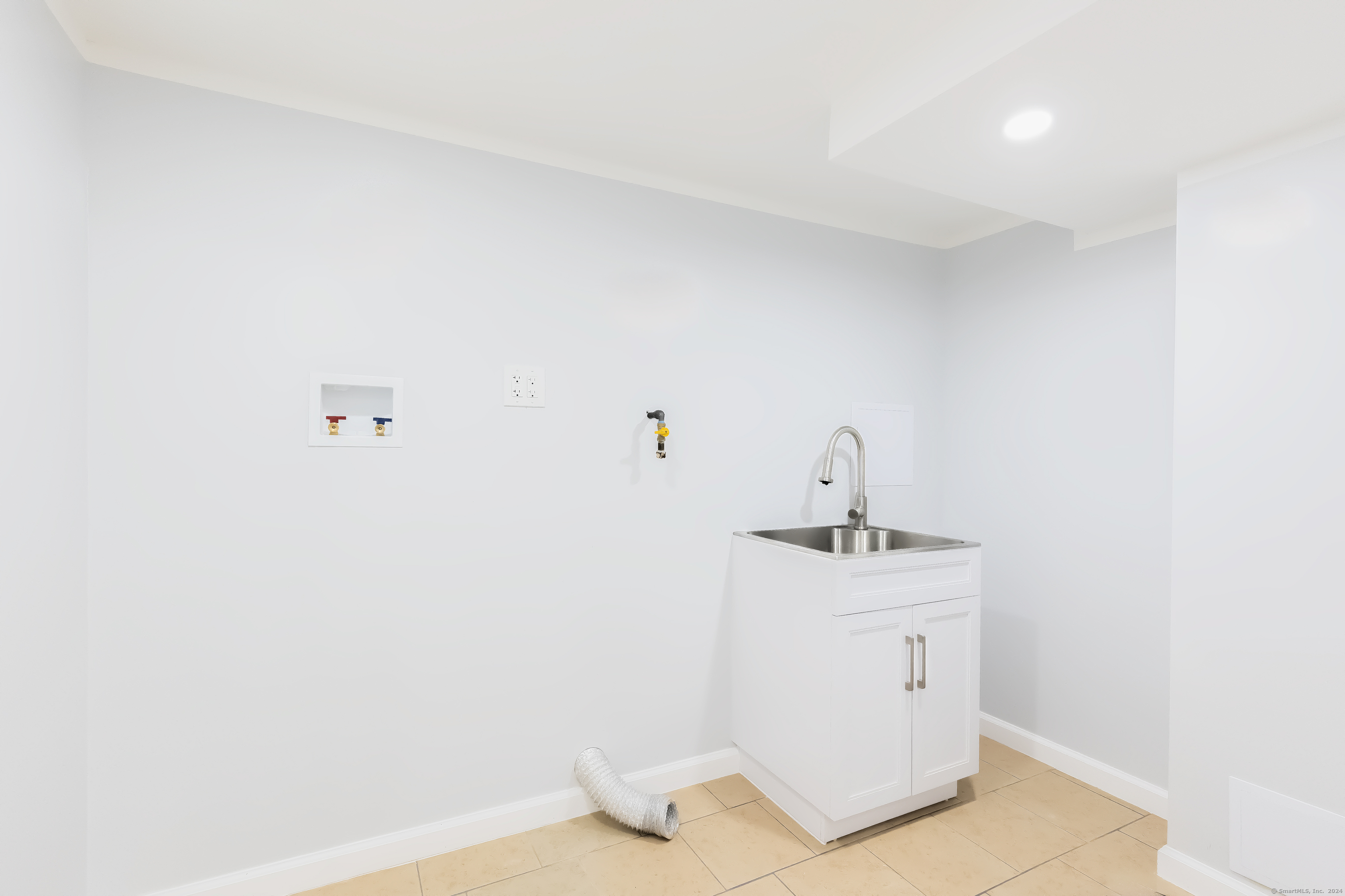 89 Brentmoor Road, East Hartford, Connecticut image 14