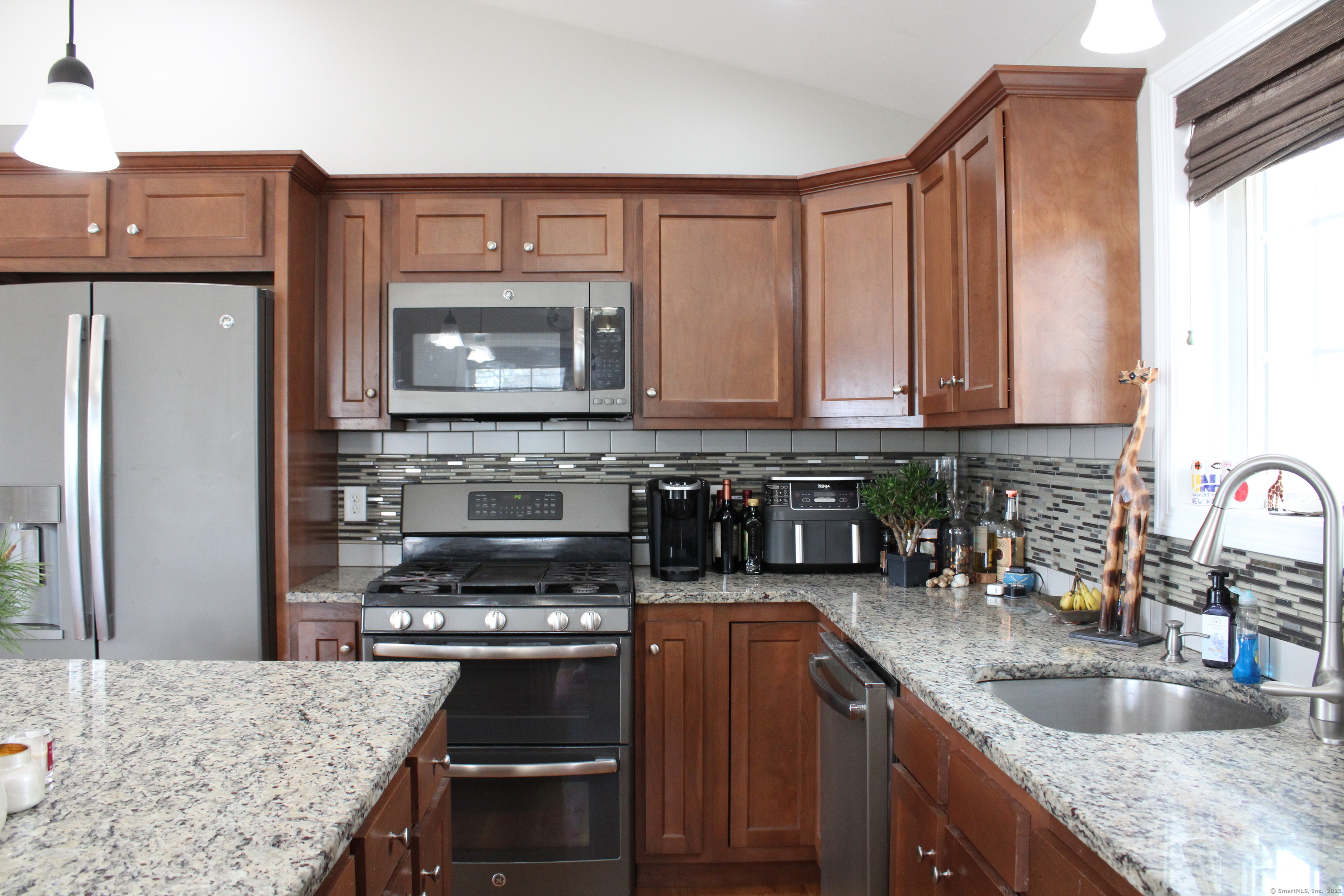 116 Milton Avenue, West Haven, Connecticut image 12