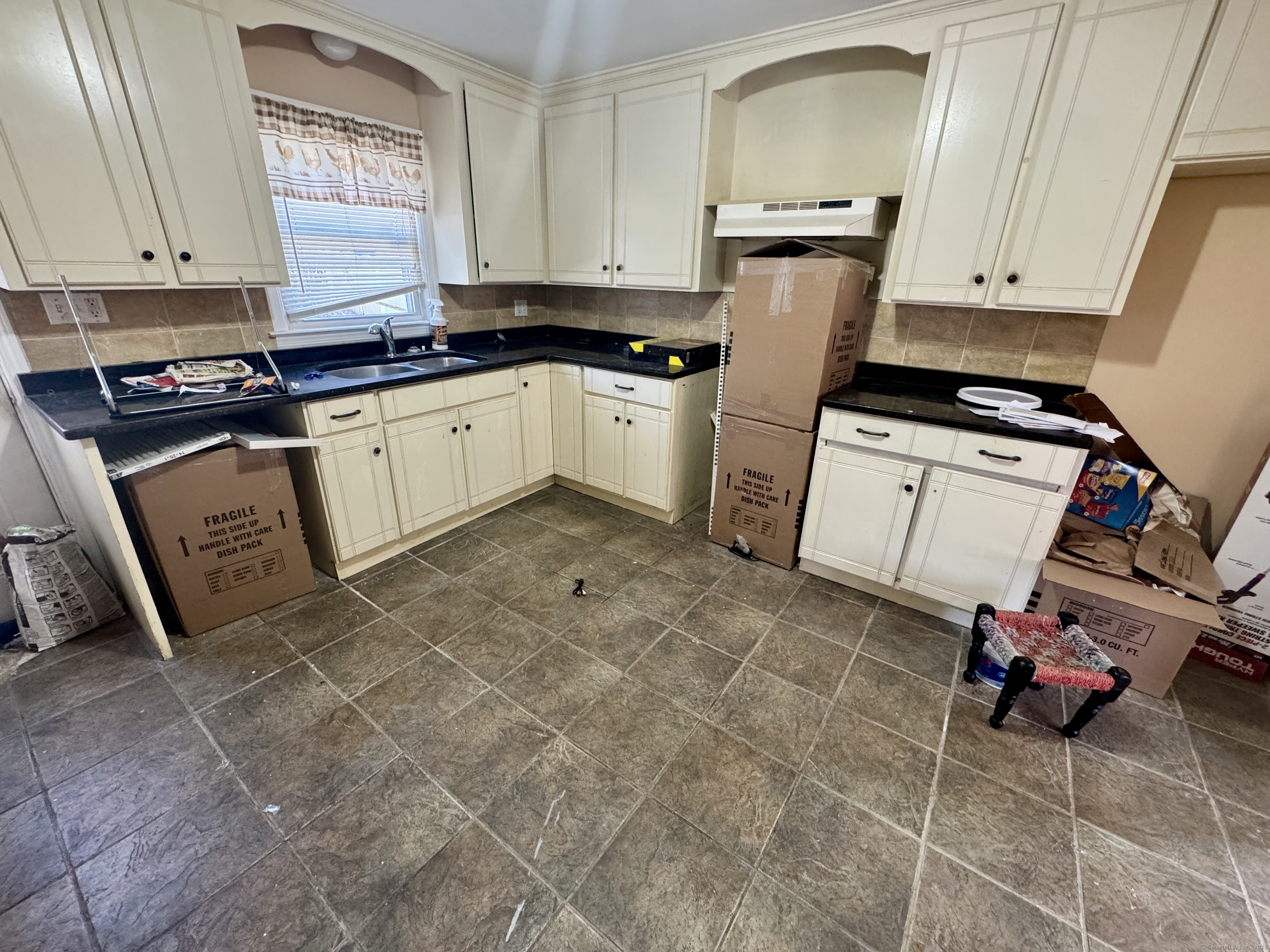 60 Kramer Avenue, Waterbury, Connecticut image 5