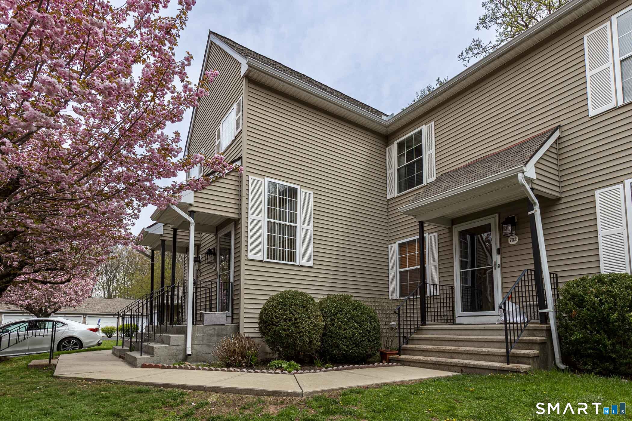 704 Highpoint Drive 704