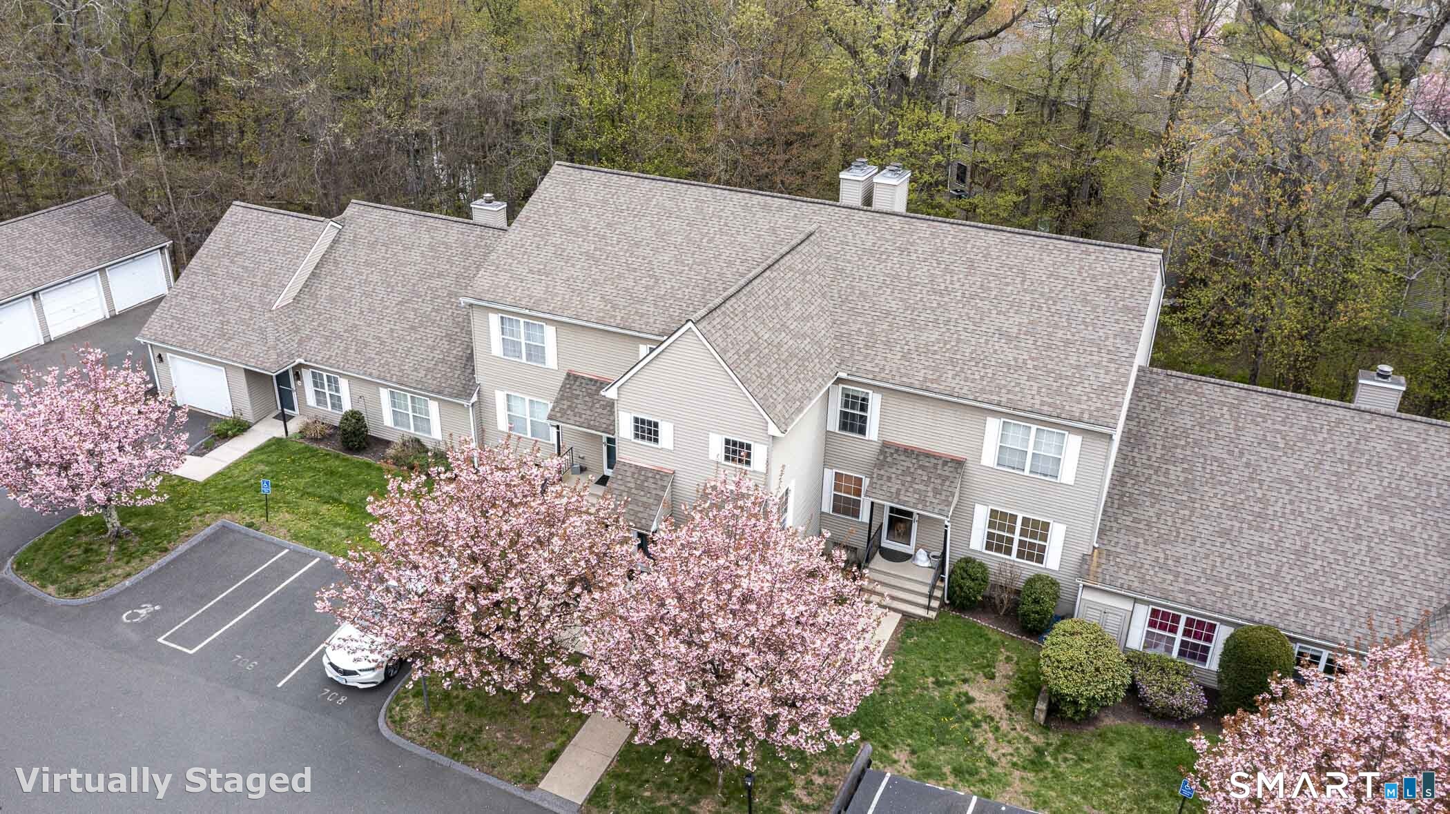 704 Highpoint Drive 704