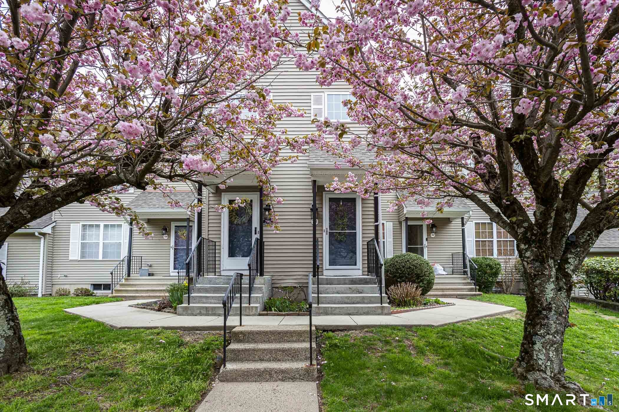 704 Highpoint Drive 704