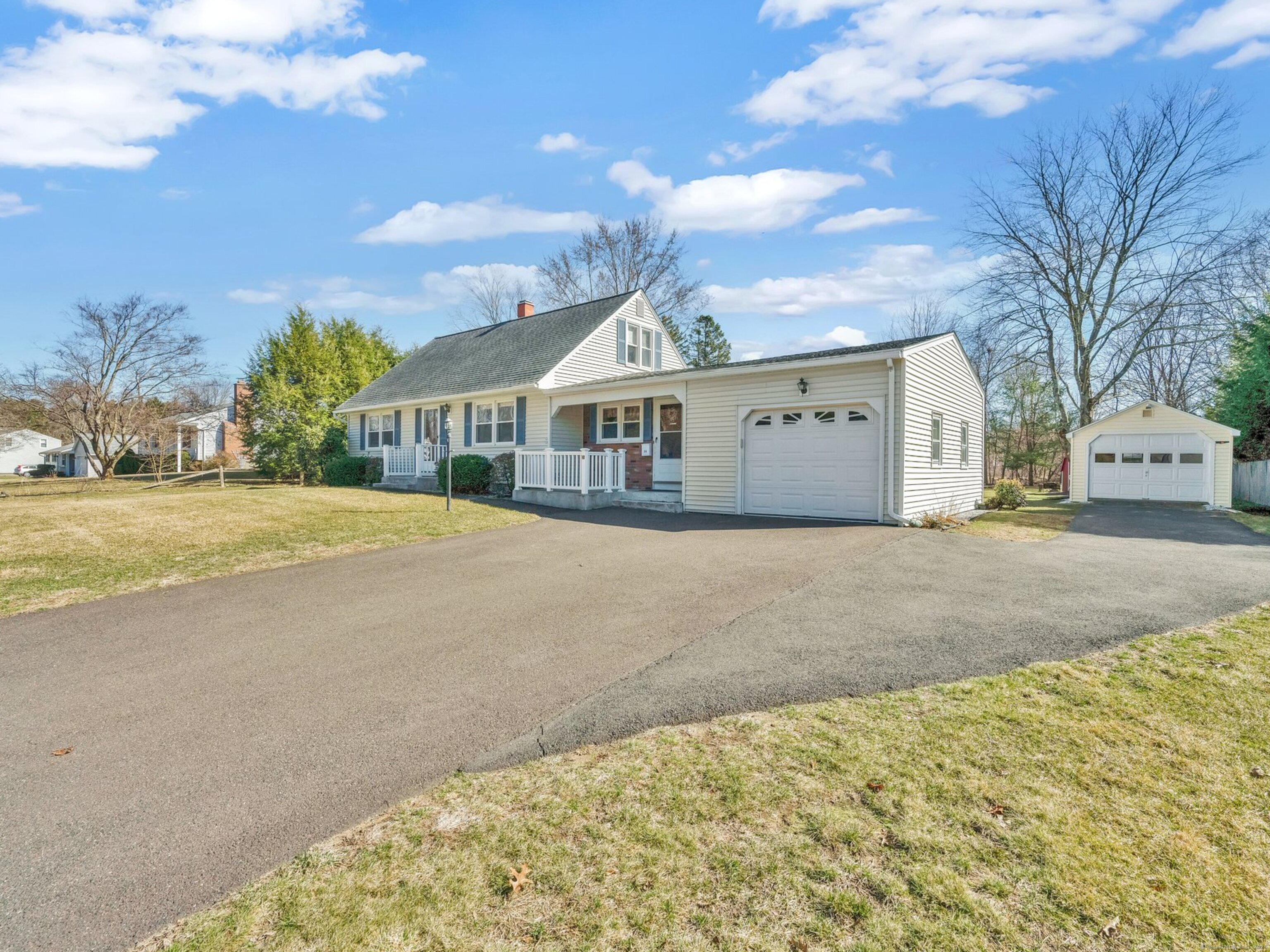 38 Eastgate Lane, Enfield, Connecticut image 2