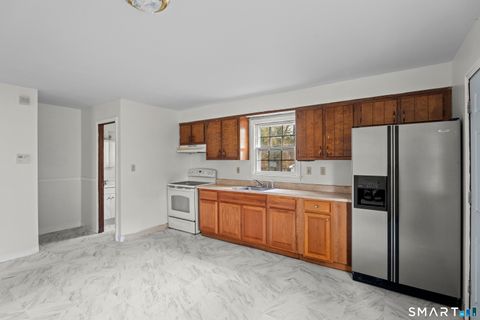 Tiny photo for 60 Florence Street, Manchester, CT 06040 (MLS # 24141562)