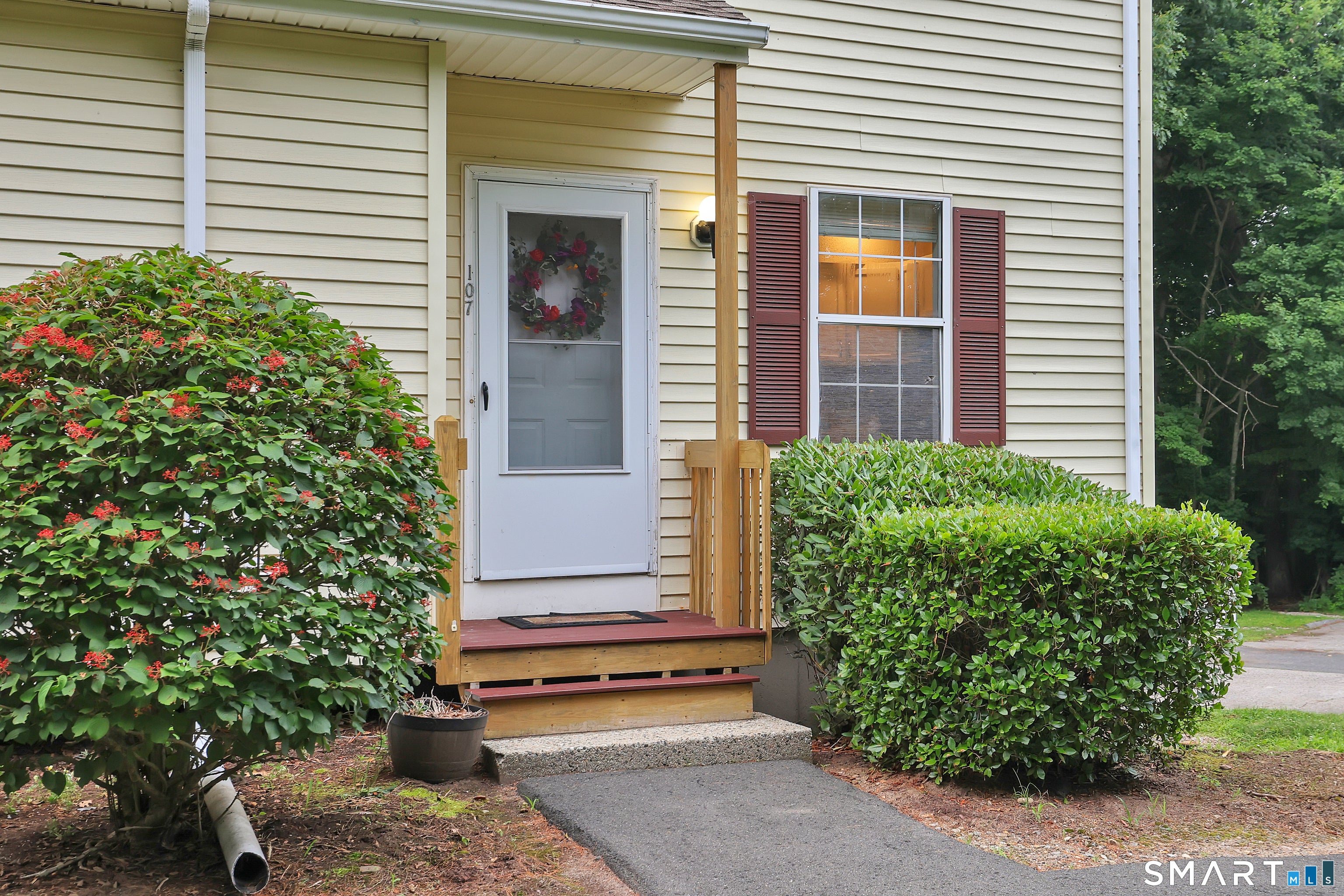 745 Merrow Road 107