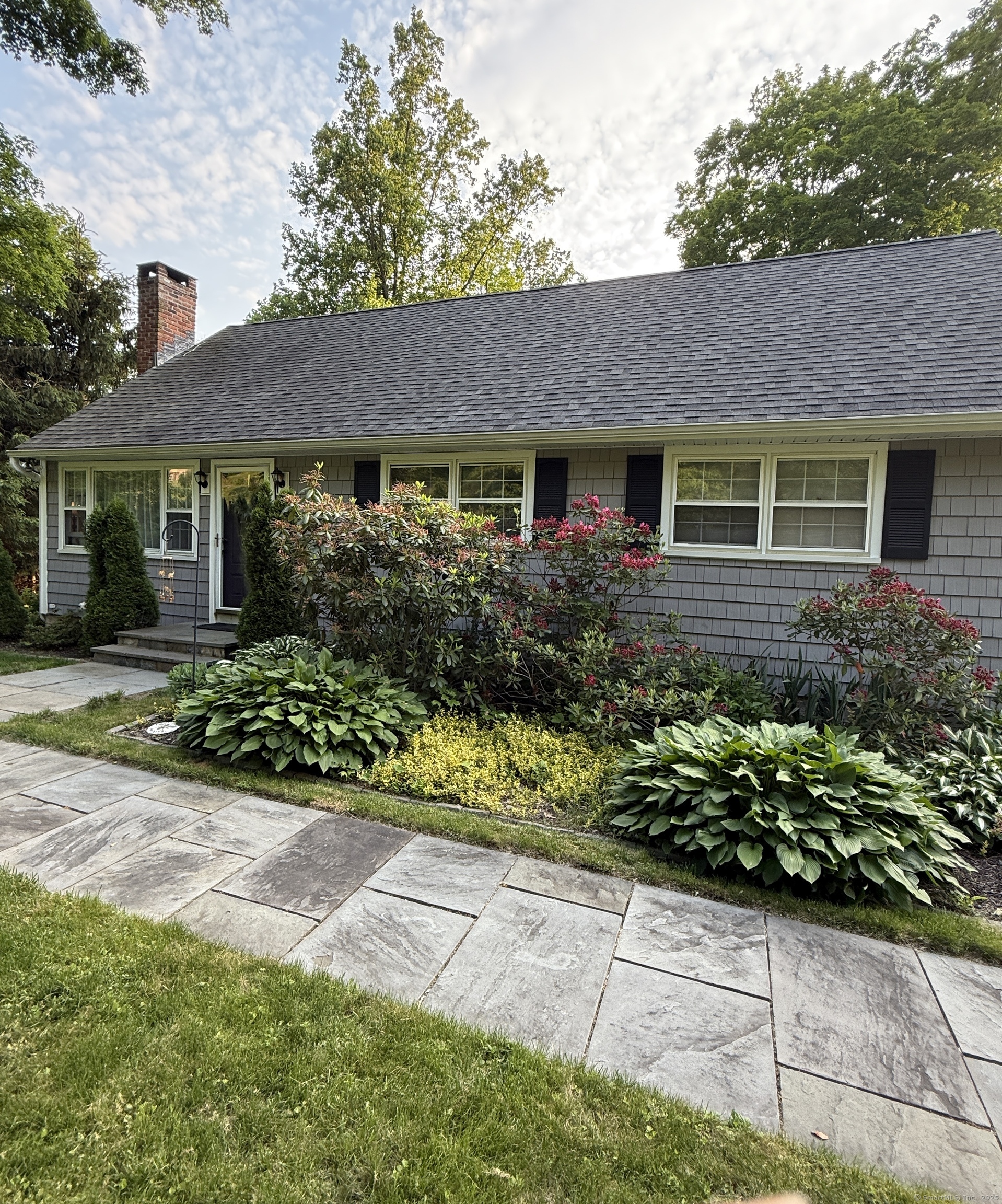 Property for Sale at Luna Trail Ext Ext, Southbury, Connecticut - Bedrooms: 3 
Bathrooms: 2 
Rooms: 8  - $450,000