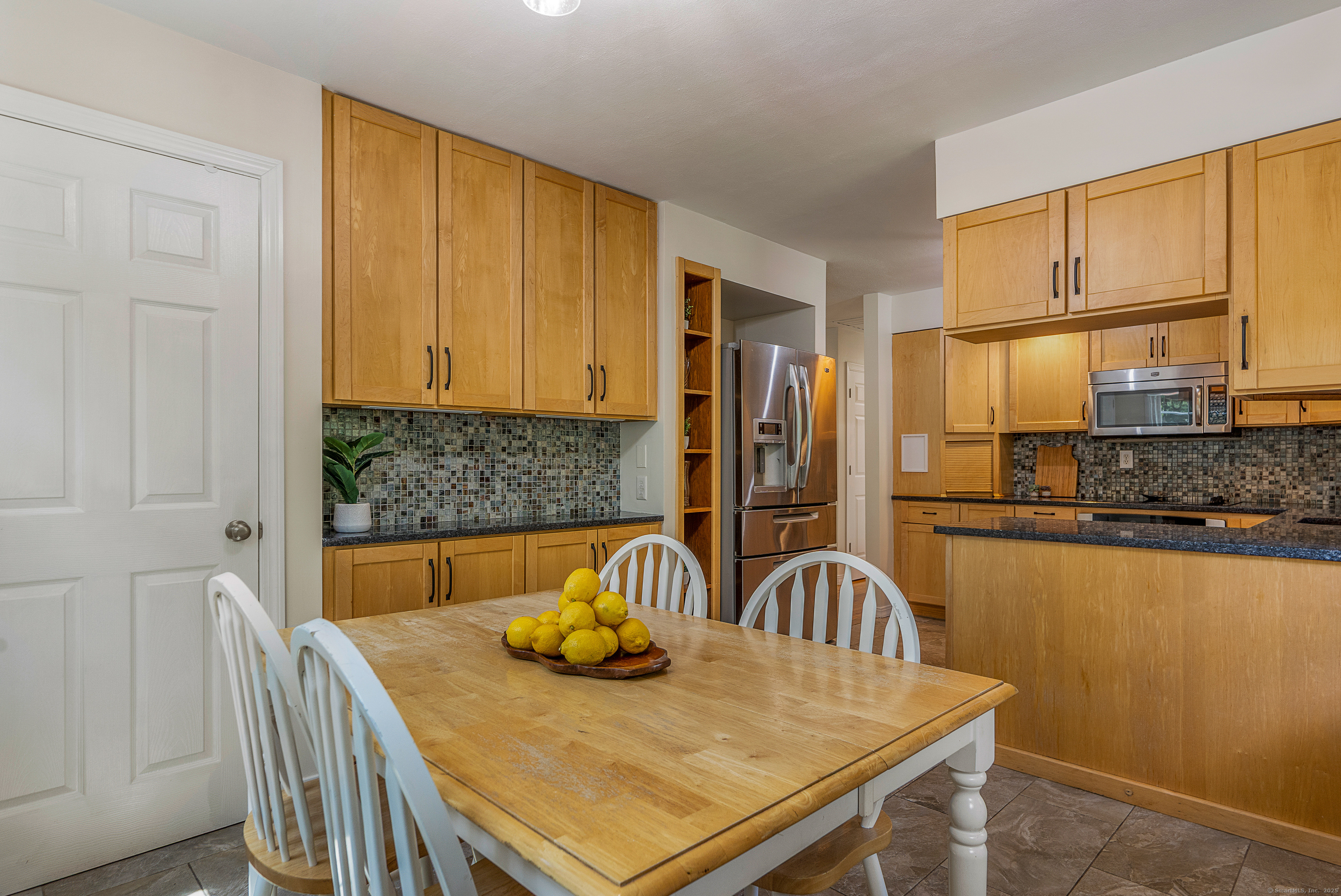 Tolland, Connecticut 06084, United States, 3 Bedrooms Bedrooms, ,2 BathroomsBathrooms,Residential,Pending,212865