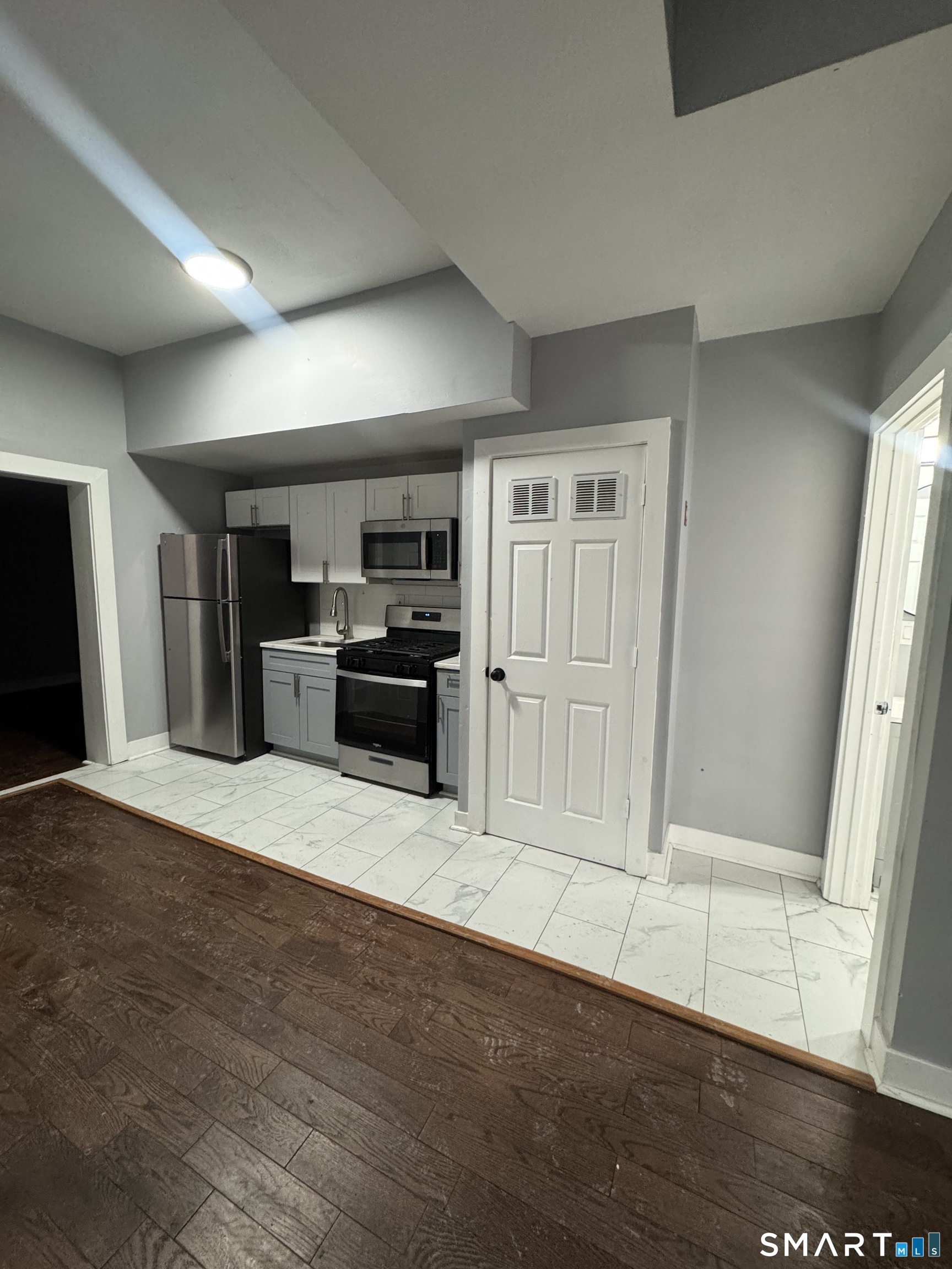 148 Rosette Street 1B