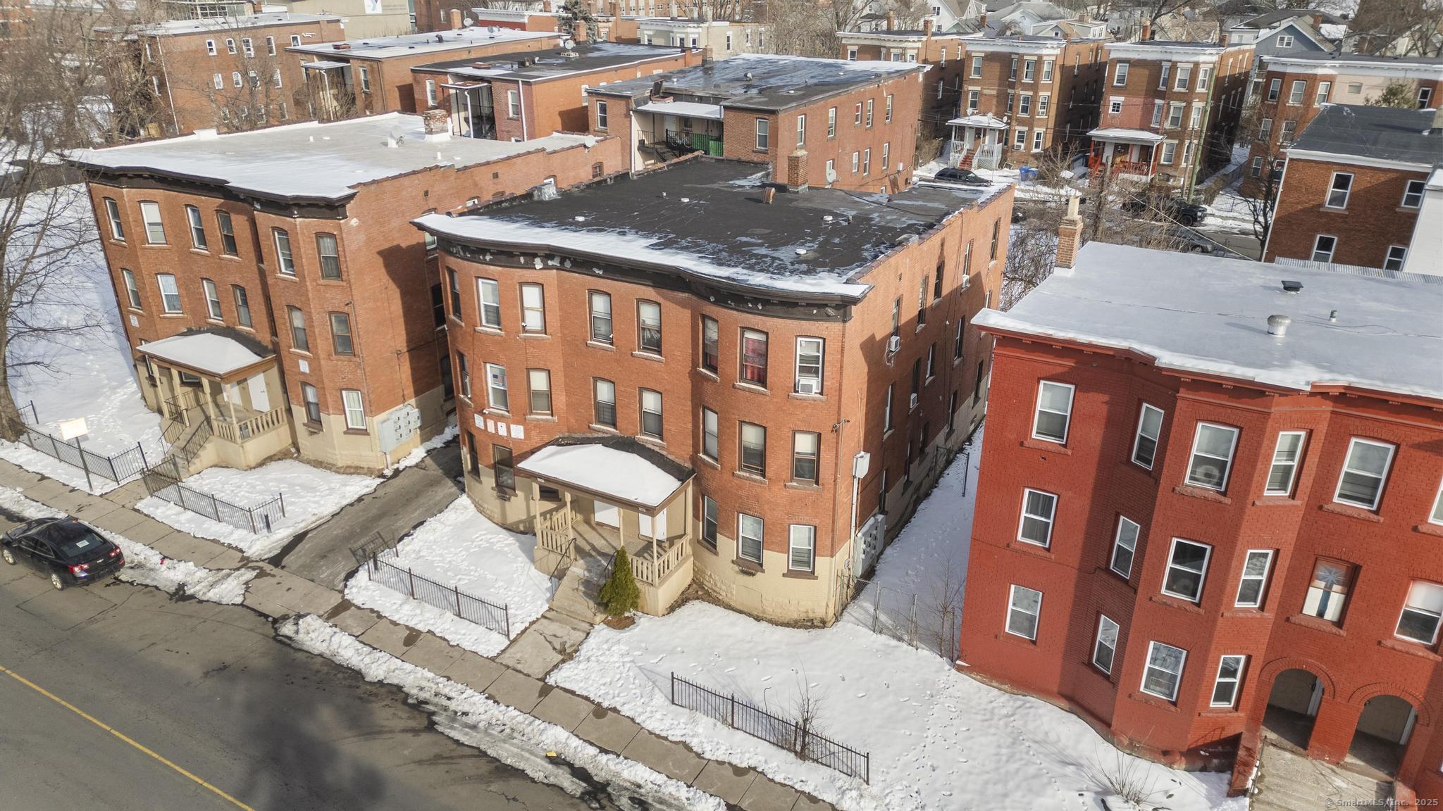 Hartford, Connecticut 06112, United States, 2 Bedrooms Bedrooms, ,1 BathroomBathrooms,Residential,Active,189486