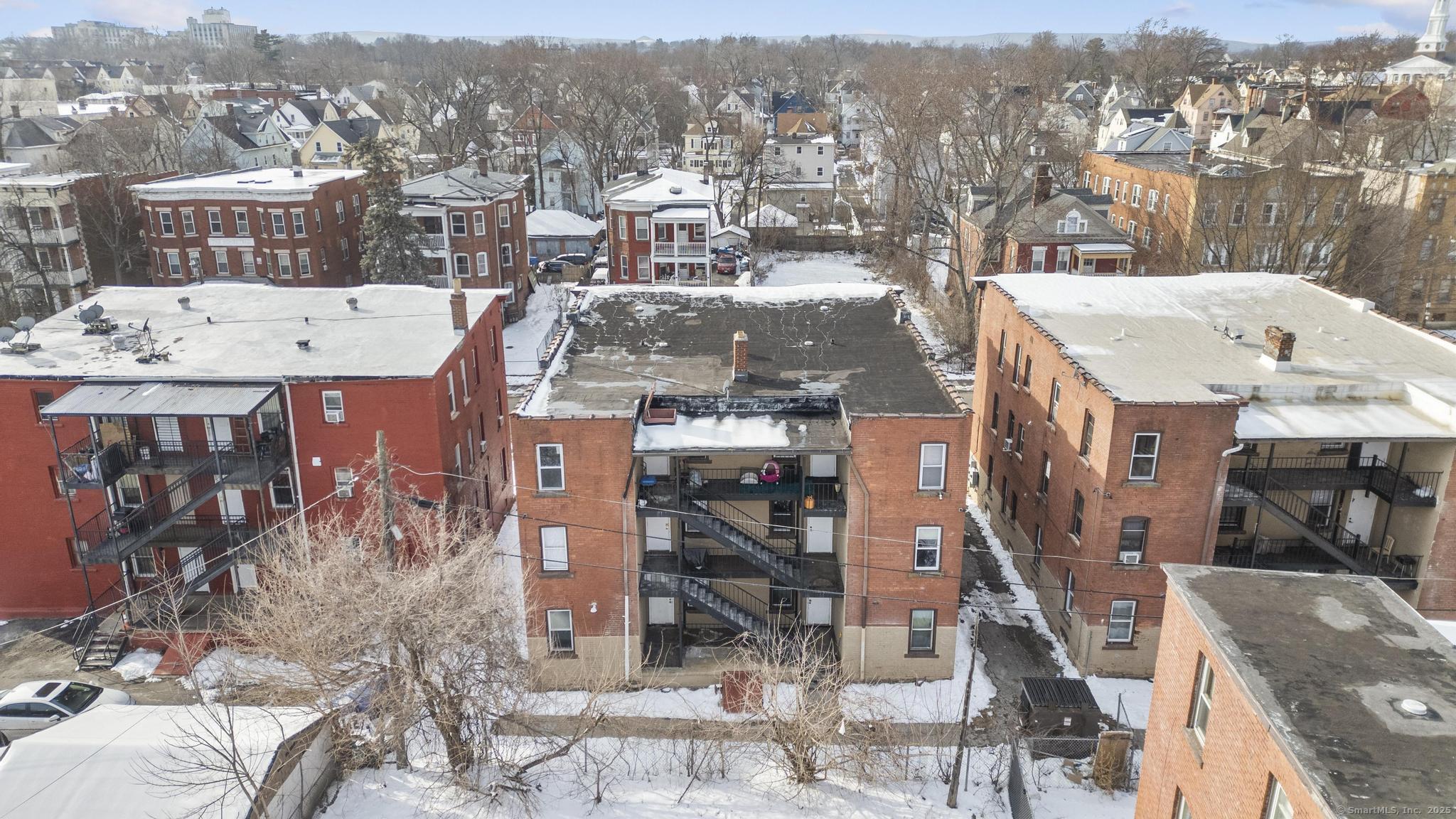 Hartford, Connecticut 06112, United States, 2 Bedrooms Bedrooms, ,1 BathroomBathrooms,Residential,Active,189486