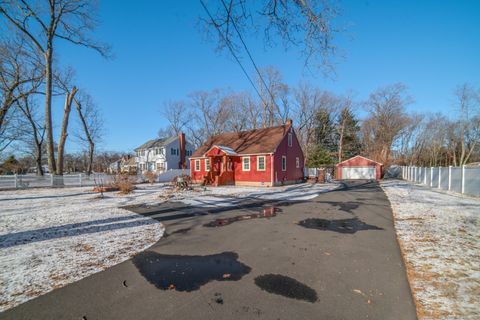 A home in Windsor Locks