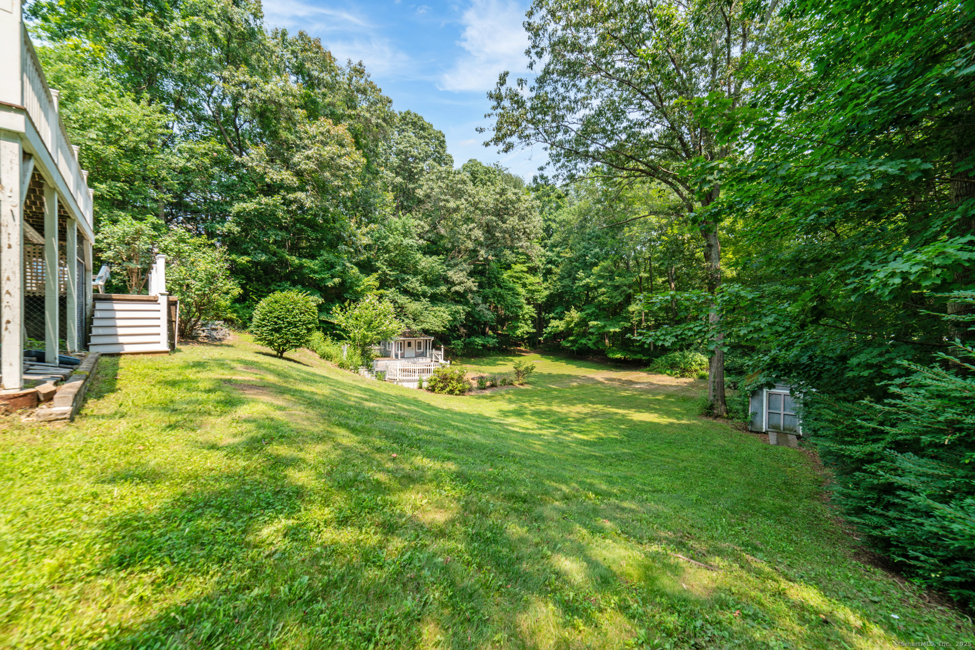 Clinton, Connecticut 06413, United States, 3 Bedrooms Bedrooms, ,3 BathroomsBathrooms,Residential,Pending,185631