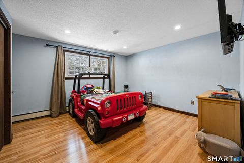 Tiny photo for 1 Grandview Court, Norwich, CT 06360 (MLS # 24147699)