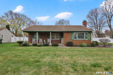 Photo of 61 Linwood Drive, East Hartford, CT 06118 (MLS # 24161943)