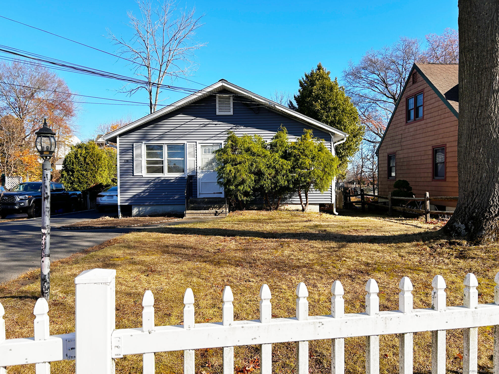 Rental Property at York Road, Fairfield, Connecticut - Bedrooms: 1 
Bathrooms: 1 
Rooms: 2  - $2,000 MO.