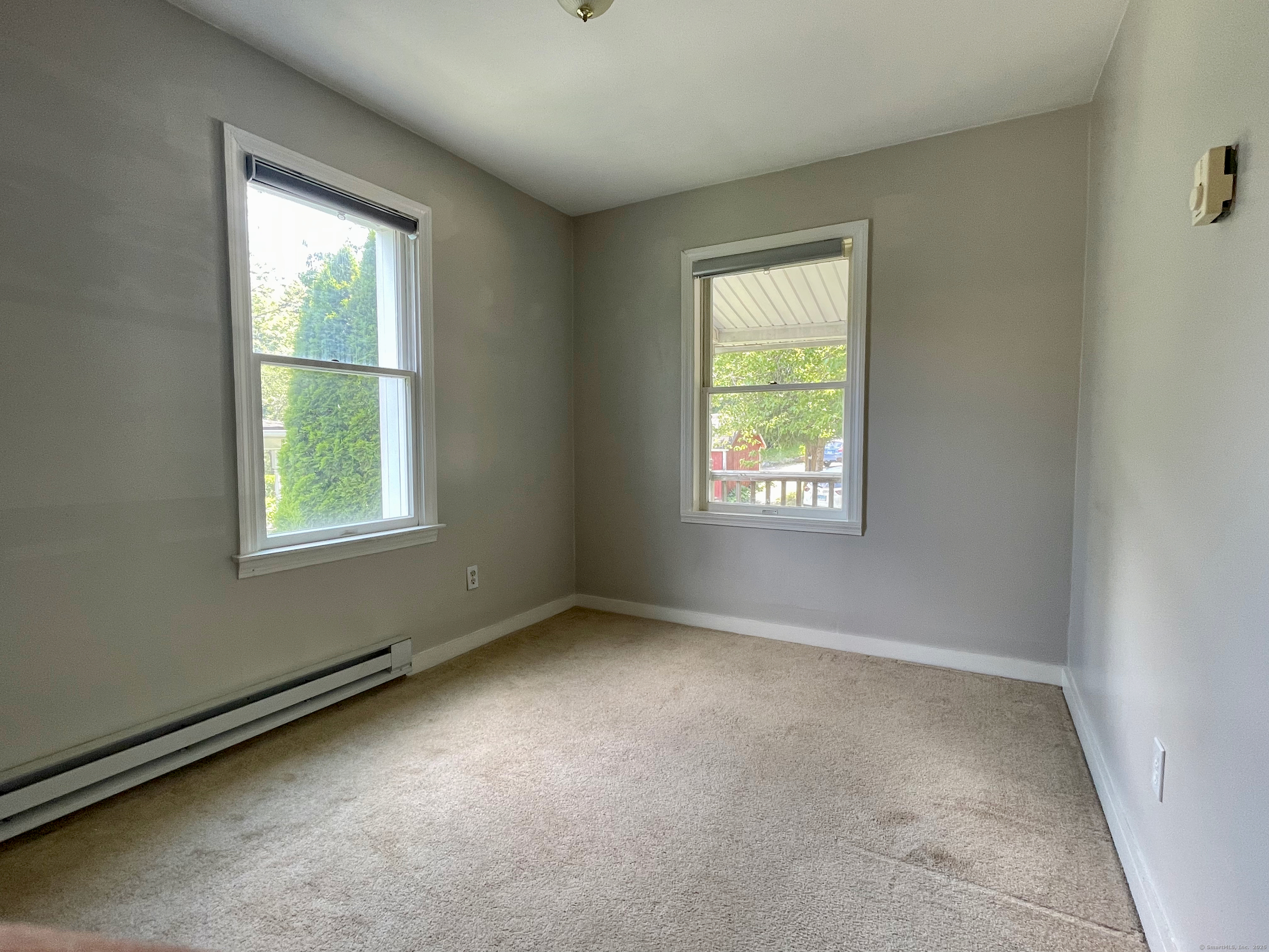 Canton, Connecticut 06019, United States, 2 Bedrooms Bedrooms, ,1 BathroomBathrooms,Residential,Active,164286