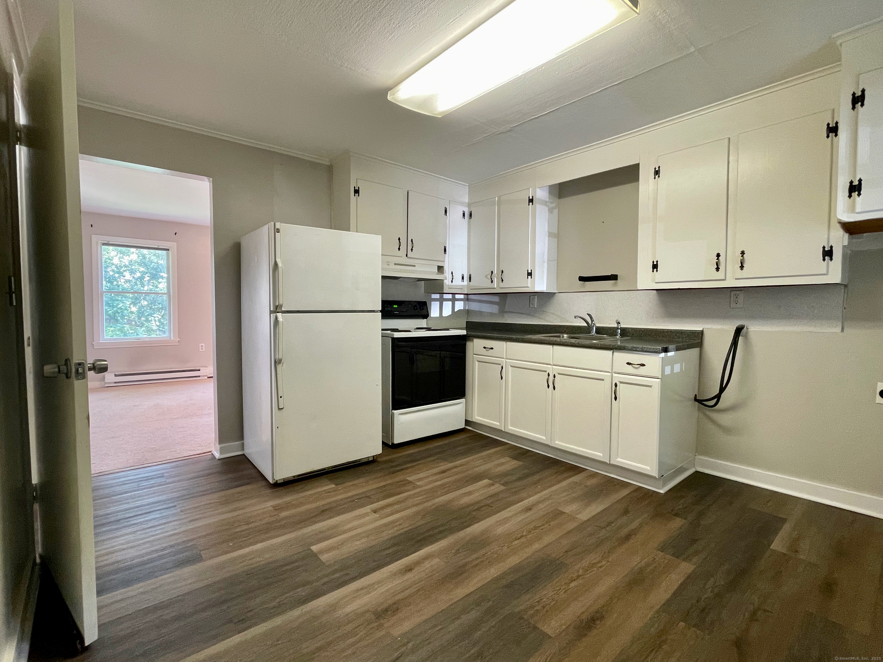 Canton, Connecticut 06019, United States, 2 Bedrooms Bedrooms, ,1 BathroomBathrooms,Residential,Active,164286 Canton, Connecticut 06019, United States, 2 Bedrooms Bedrooms, ,1 BathroomBathrooms,Residential,Active,164286