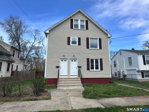 Photo of 38 Spring Street #40 1st floor, Wallingford, CT 06492 (MLS # 24169022)