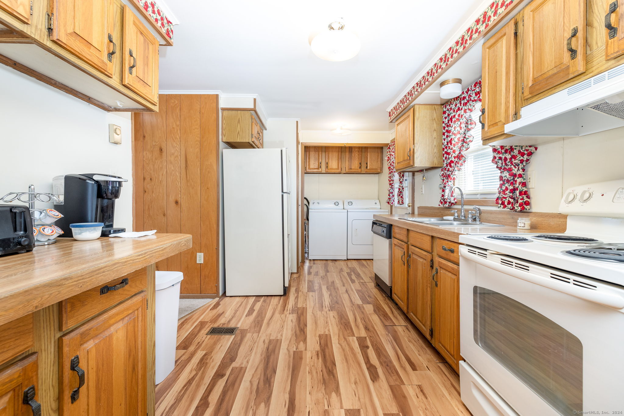 40 Matthews Street #TRLR 56, Bristol, Connecticut image 7