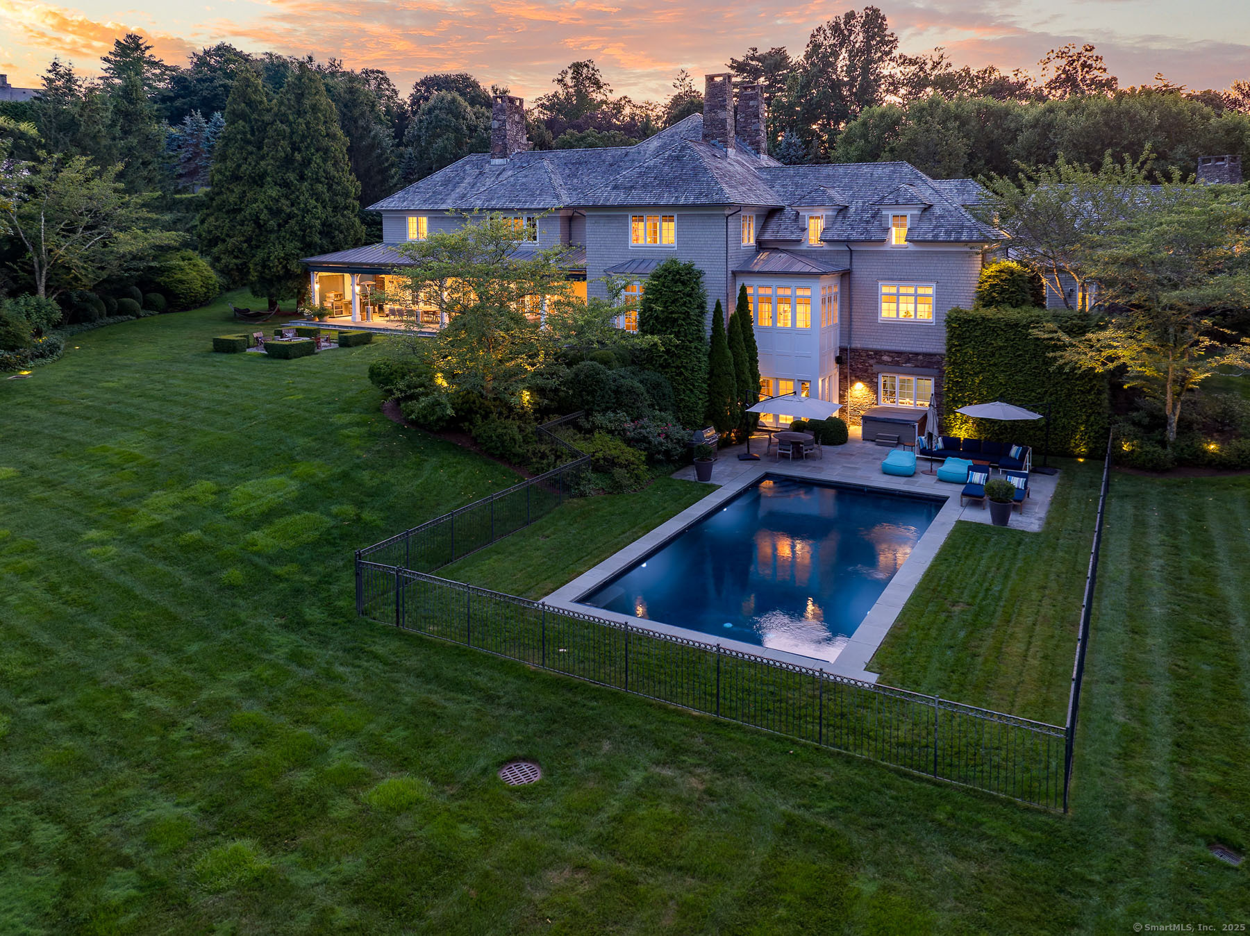 Greenwich, Connecticut 06830, United States, 7 Bedrooms Bedrooms, ,9 BathroomsBathrooms,Residential,Active,194926