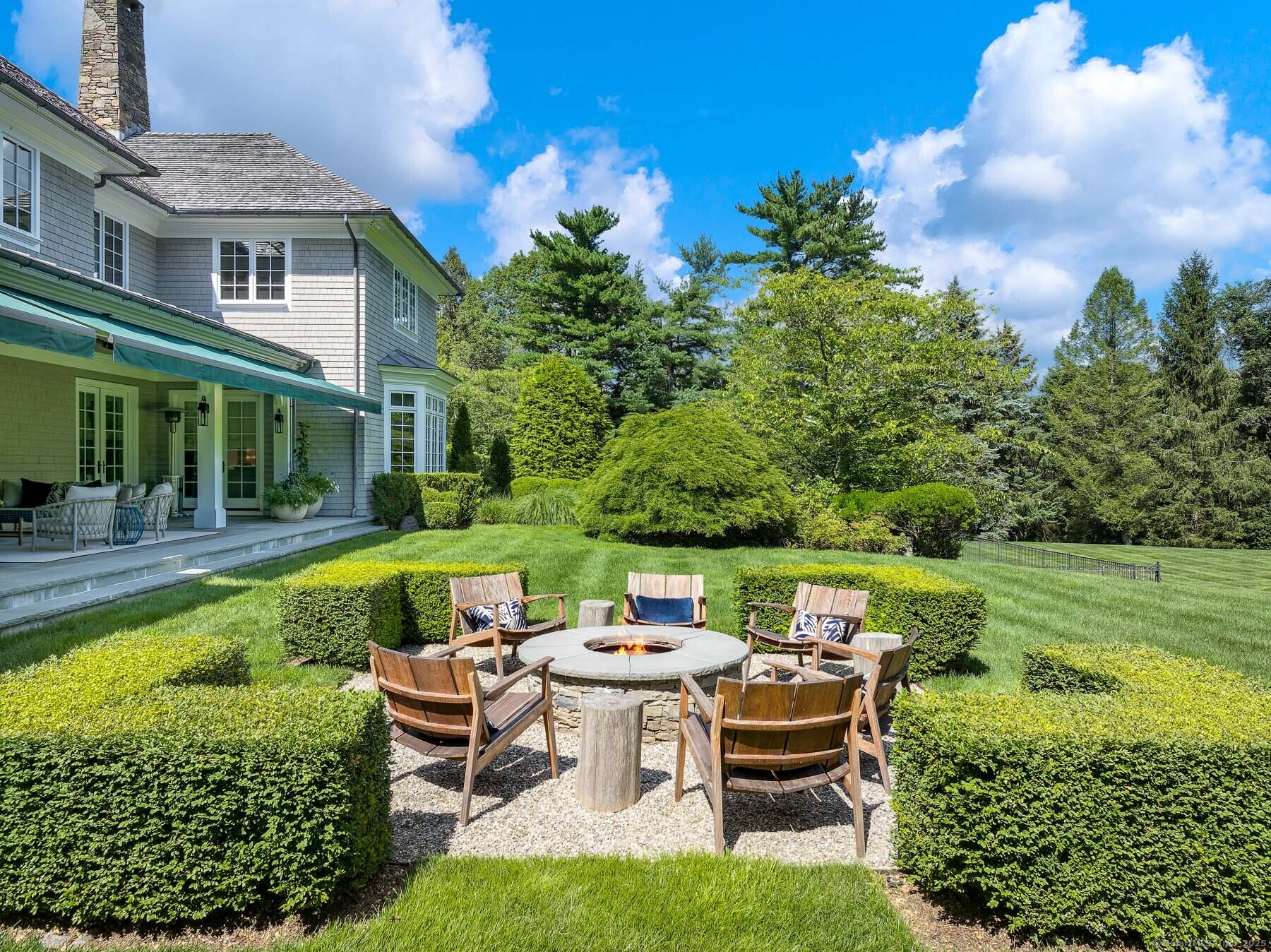 Greenwich, Connecticut 06830, United States, 7 Bedrooms Bedrooms, ,9 BathroomsBathrooms,Residential,Active,194926