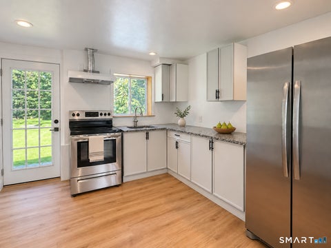Tiny photo for 4 Robert Lane #B, Westport, CT 06880 (MLS # 24206828)