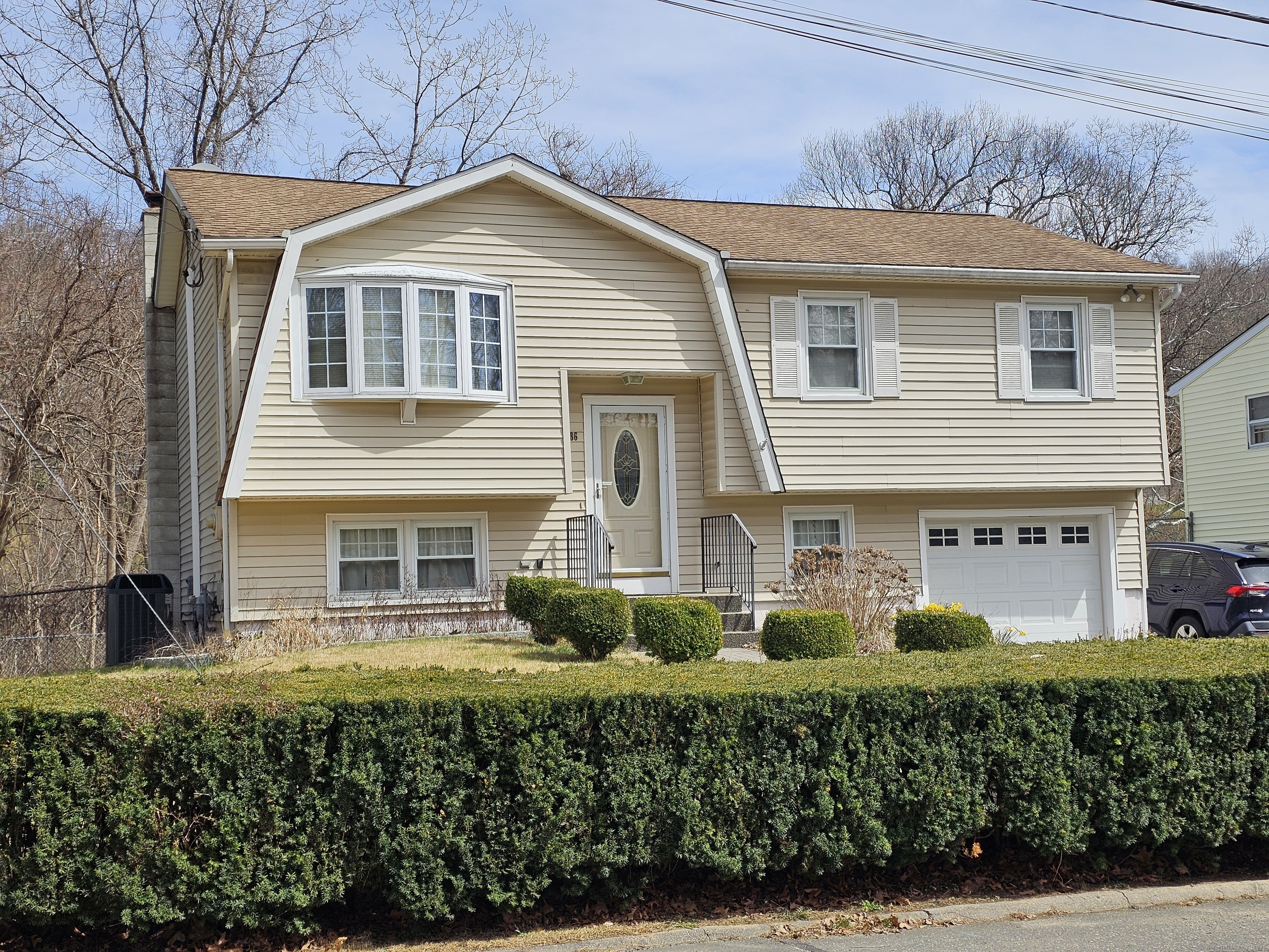 86 Purcell Drive, Danbury, Connecticut image 2