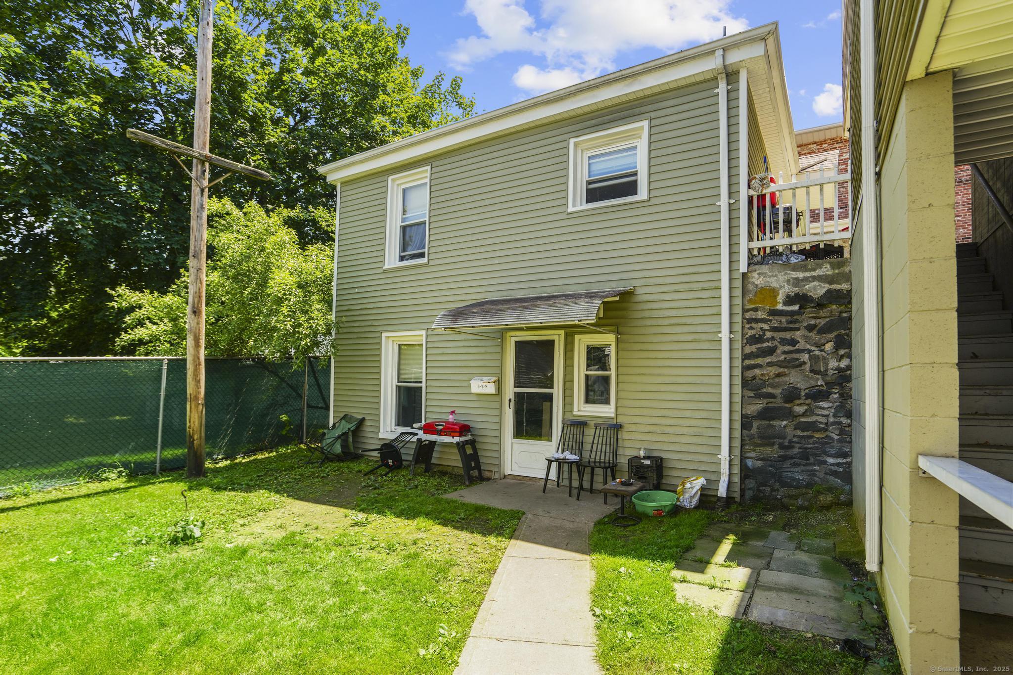 Bristol, Connecticut 06010, United States, ,14 BathroomsBathrooms,Commercial,Active,163629