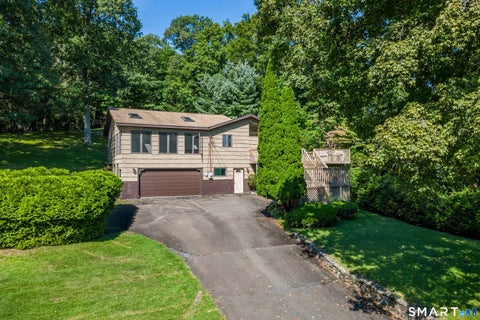 Photo of 1 Hayestown Heights, Danbury, CT 06811 (MLS # 24201339)