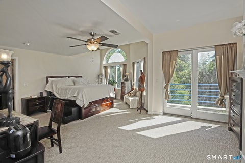 Tiny photo for 127 Harbour Close #127, New Haven, CT 06405 (MLS # 24201323)