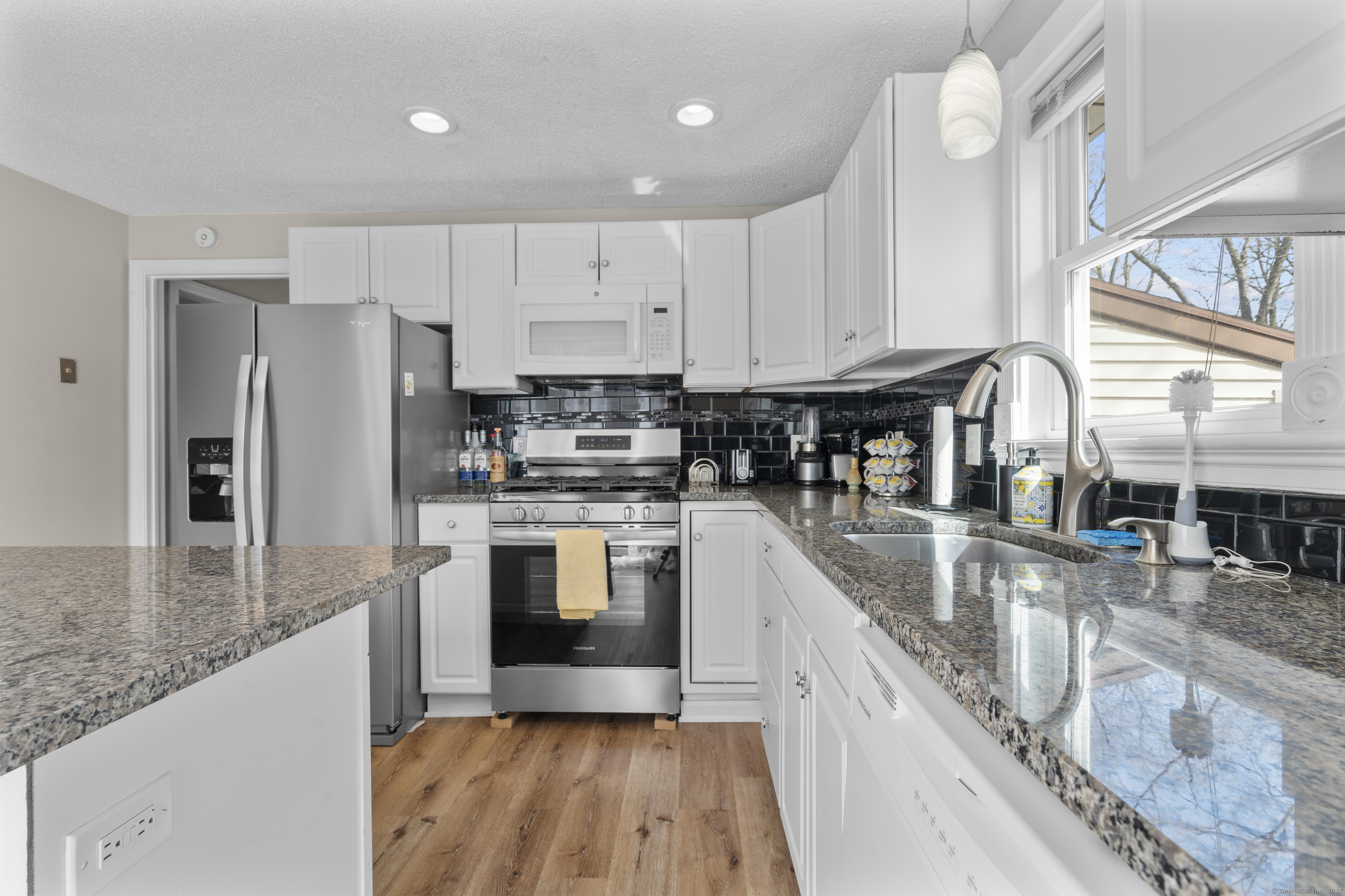 186 Anton Drive, Bridgeport, Connecticut image 7