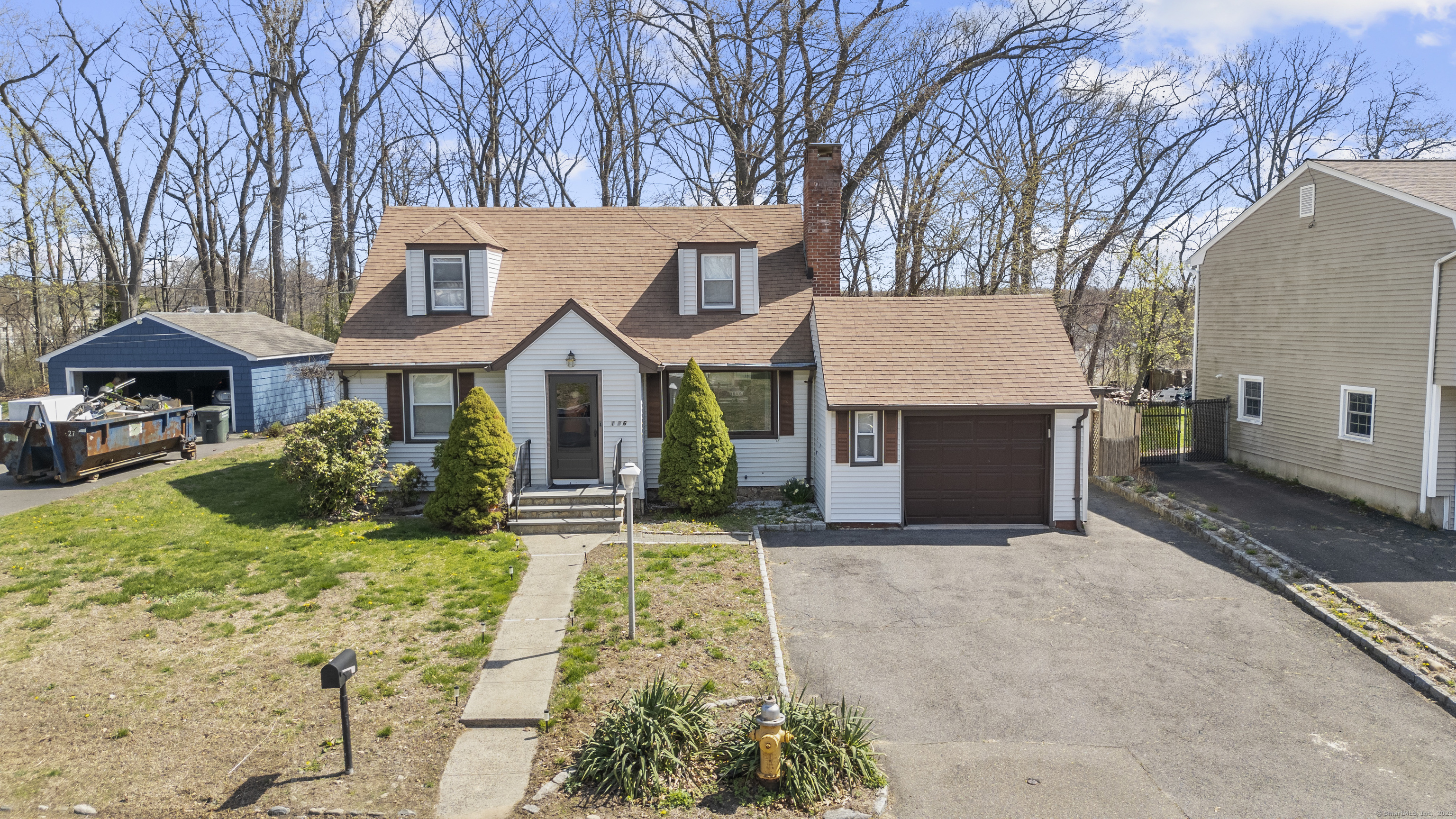 Property for Sale at Anton Drive, Bridgeport, Connecticut - Bedrooms: 4 
Bathrooms: 3 
Rooms: 8  - $449,000
