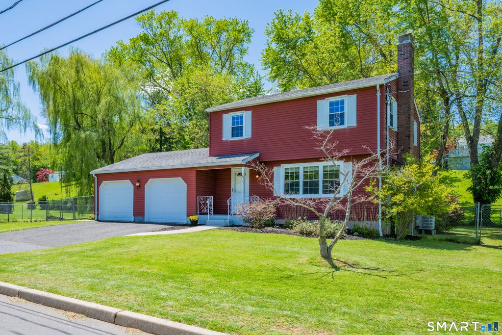 Photo of 45 Willow Bee Lane, Middletown, CT 06457 (MLS # 24174857)