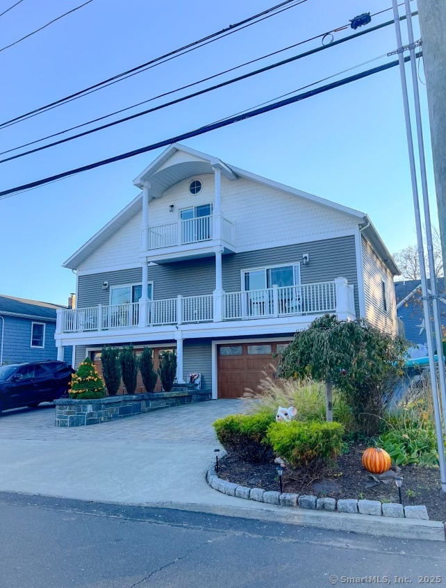 Rental Property at Grant Street A, Milford, Connecticut - Bedrooms: 3 
Bathrooms: 6 
Rooms: 5  - $4,000 MO.