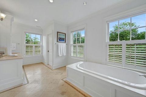 Tiny photo for 166 Rowayton Avenue #2, Norwalk, CT 06853 (MLS # 24120144)