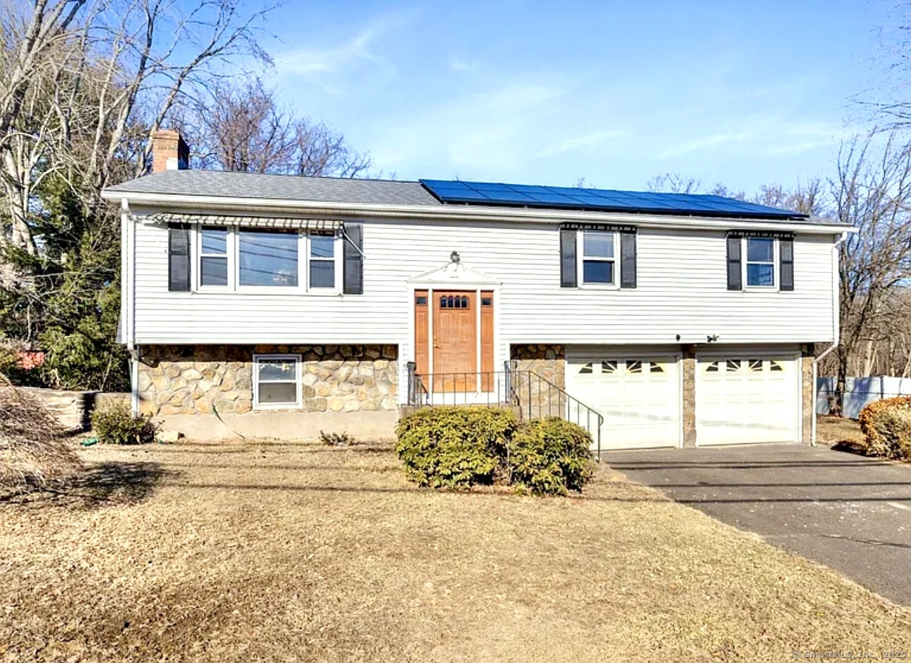 Property for Sale at Pleasant Valley Road, South Windsor, Connecticut - Bedrooms: 3 
Bathrooms: 2 
Rooms: 7  - $474,900